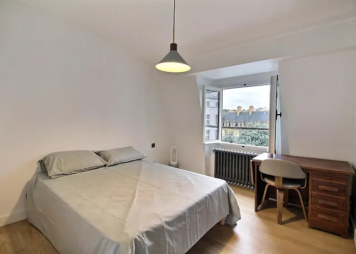 Lägenhet Spacious Comfortable